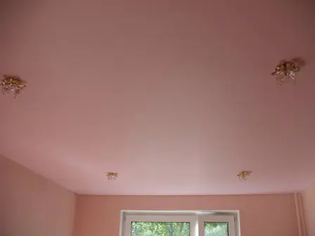 Выбор цветовых решений для потолка