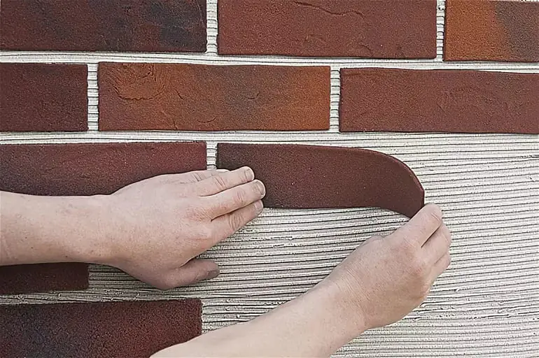 Этапы монтажа гибкого кирпича